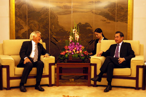 澳大利亚前总理霍克:我对中国经济发展前景持
